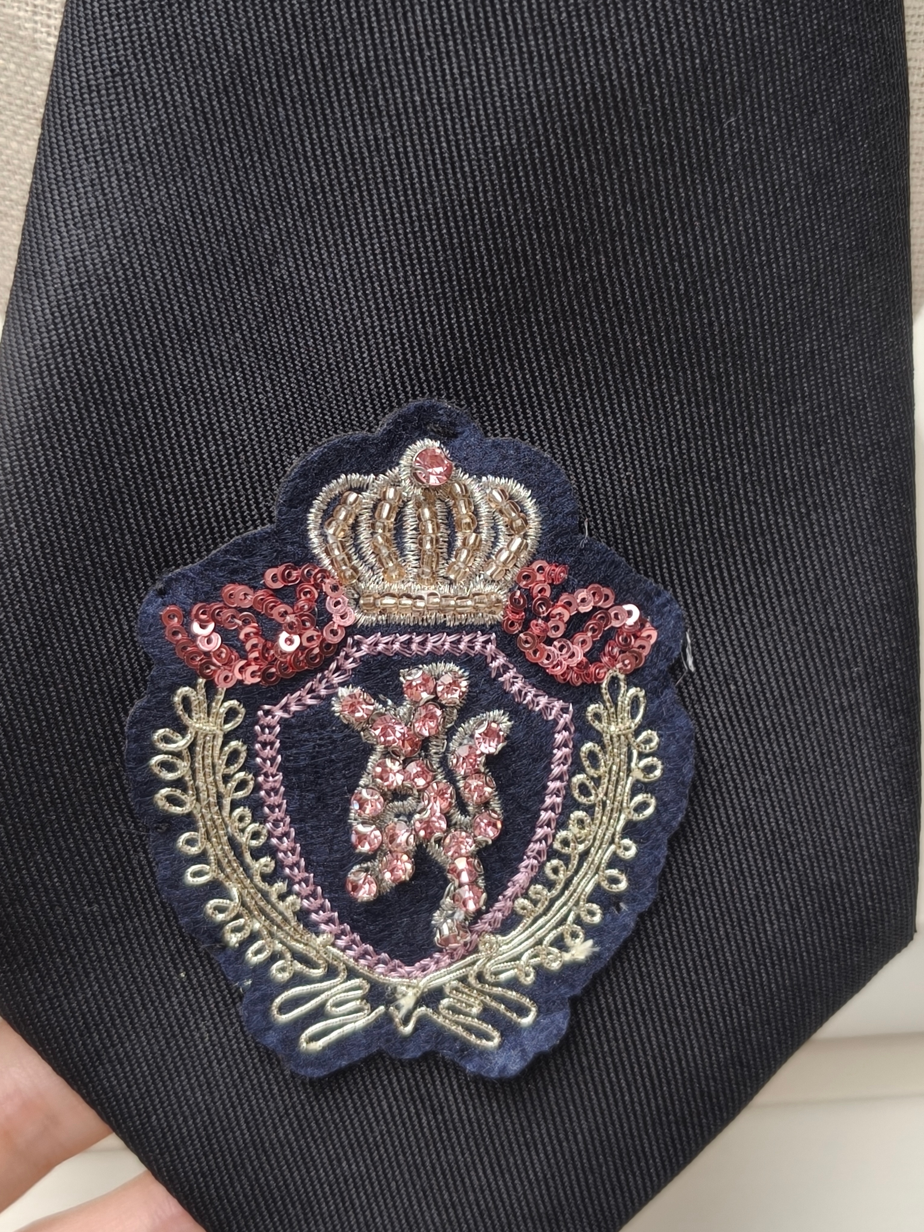 High-End Crown Badge Black Tie - High End Women'S Formal Wear ulasan dan harga
